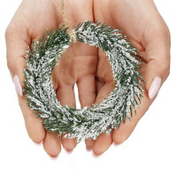 Weihnachtsanhänger Mini-Adventskranz in Winteroptik 10 cm